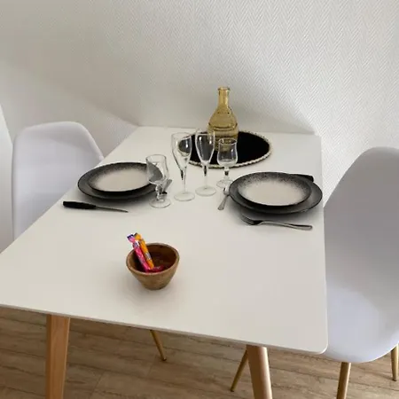 La Grosse Horloge Apartment